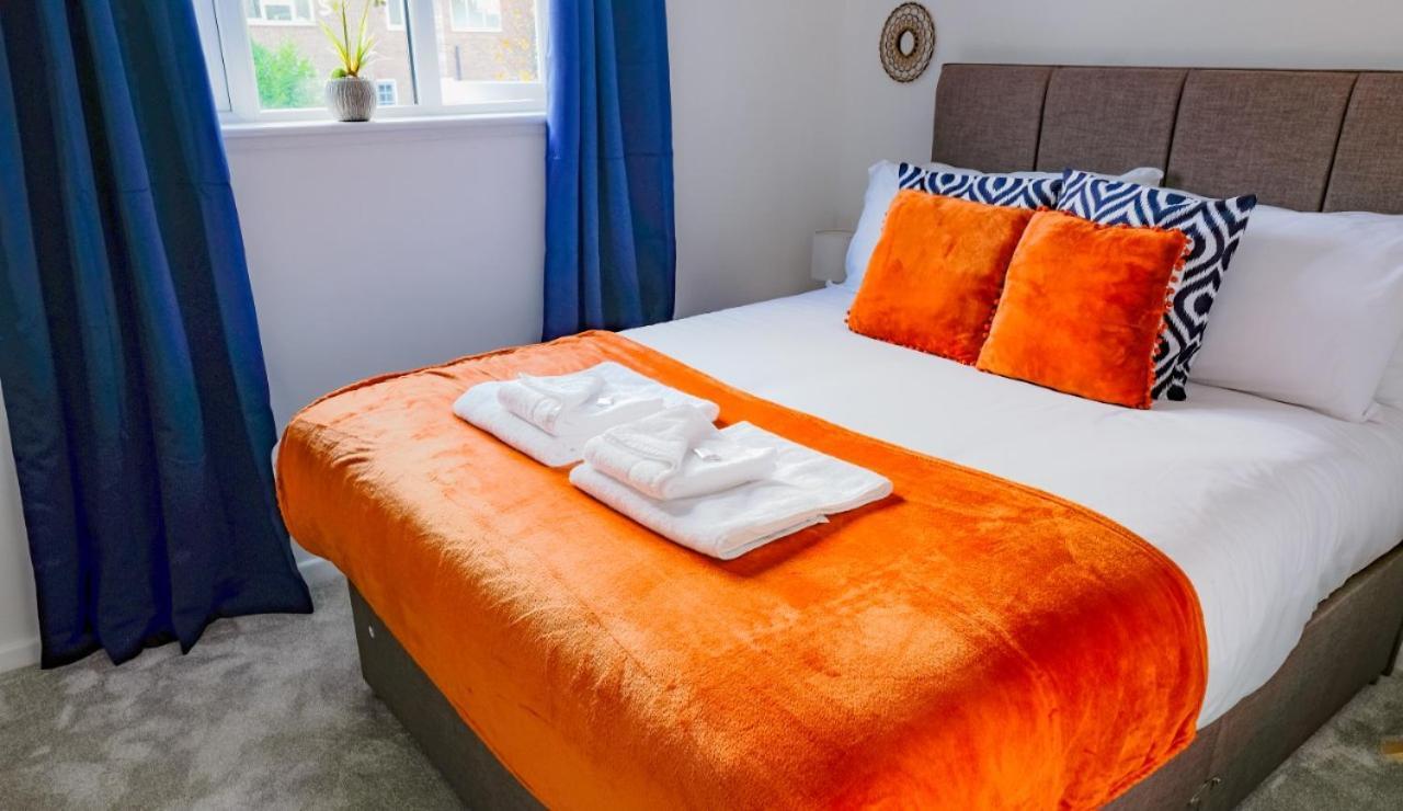 Modern & Artistic Design Humphreys Lodge - Sleep 6 CBG エクステリア 写真